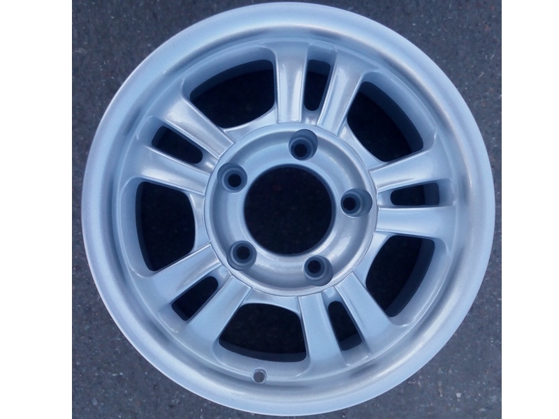 Lada Niva Bronto Rim Road Wheel Silver 7Jx15 5x139,7 98,5 ET15