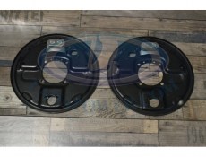 Lada Laika Riva 2101-2107 Brake Drum Backplate Right + Left (Brake Pads WITHOUT eccentric!!!)